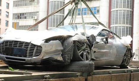 Aston Martin One 77 crash Aston Martin One 77 crash